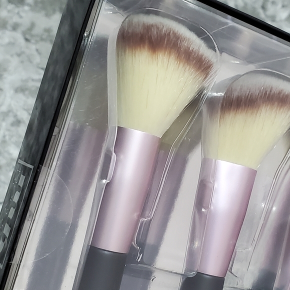 MB MODERN BEAUTY MAKEUP BRUSH SET - Picture 4 of 4